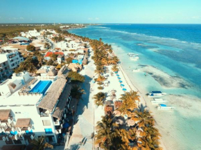 Hotel Blue Reef frente al mar